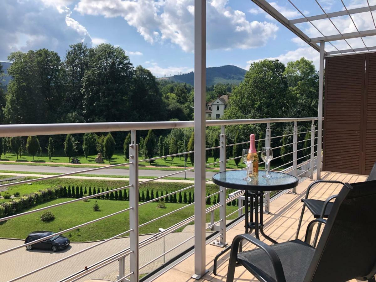 LuxApartament 1 - z widokiem i garażem w nowym Zeta Park Ustroń Zewnętrze zdjęcie