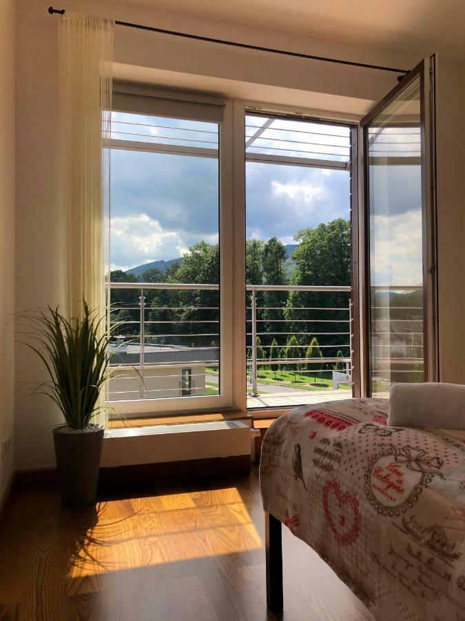 LuxApartament 1 - z widokiem i garażem w nowym Zeta Park Ustroń Zewnętrze zdjęcie
